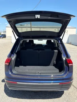 More photos of 2021 Volkswagen Tiguan 2.0T SE at 4M Autoplex - Industrial Blvd, TX