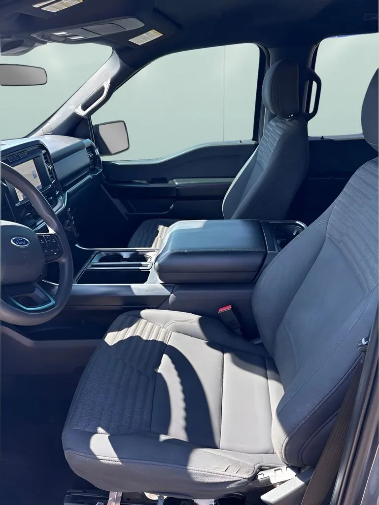 Ford F-150 photo 14