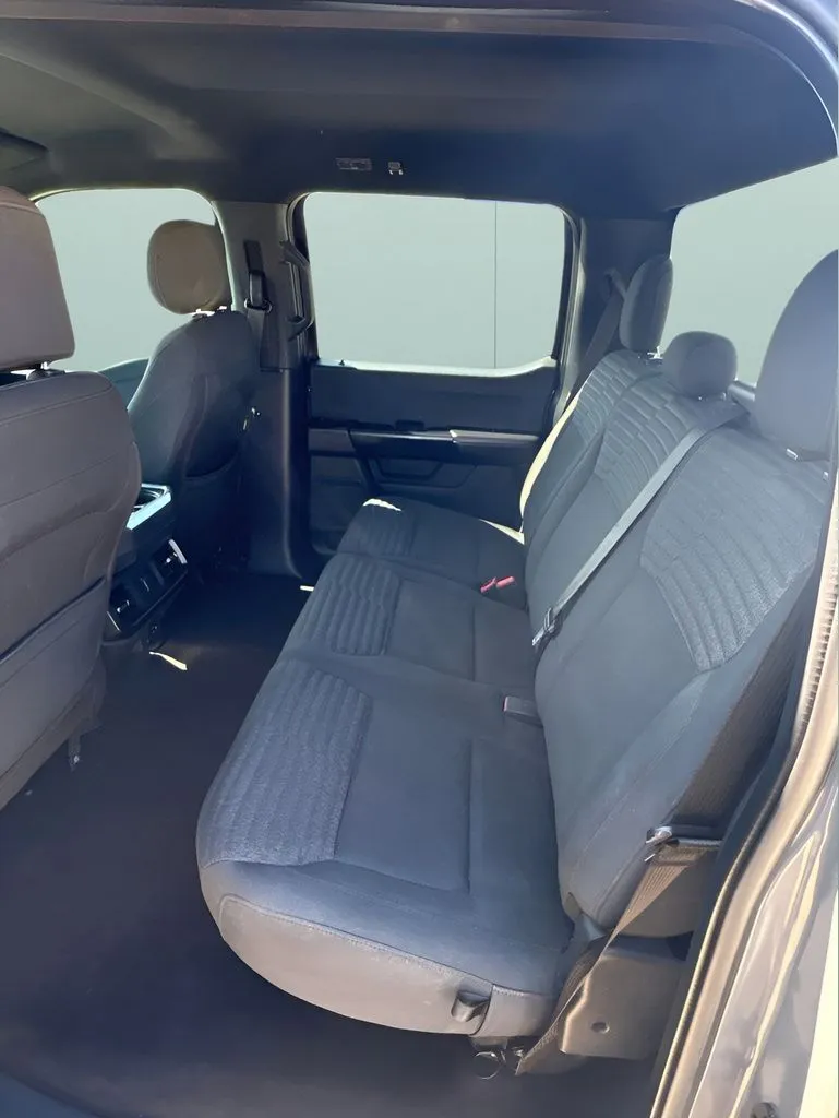 Ford F-150 photo 16