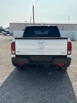 More photos of 2021 Honda Ridgeline Sport at 4M Autoplex - Industrial Blvd, TX