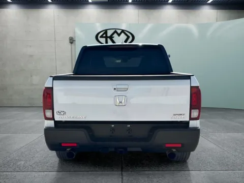More photos of 2021 Honda Ridgeline Sport at 4M Autoplex - Industrial Blvd, TX