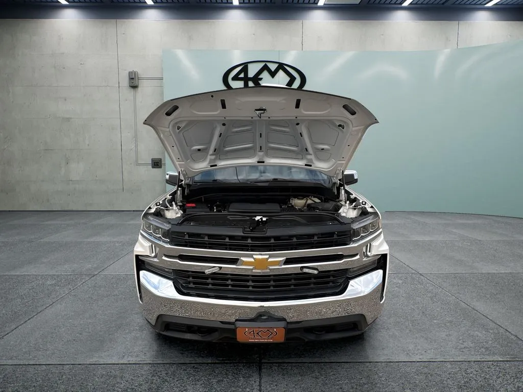 Chevrolet Silverado photo 8