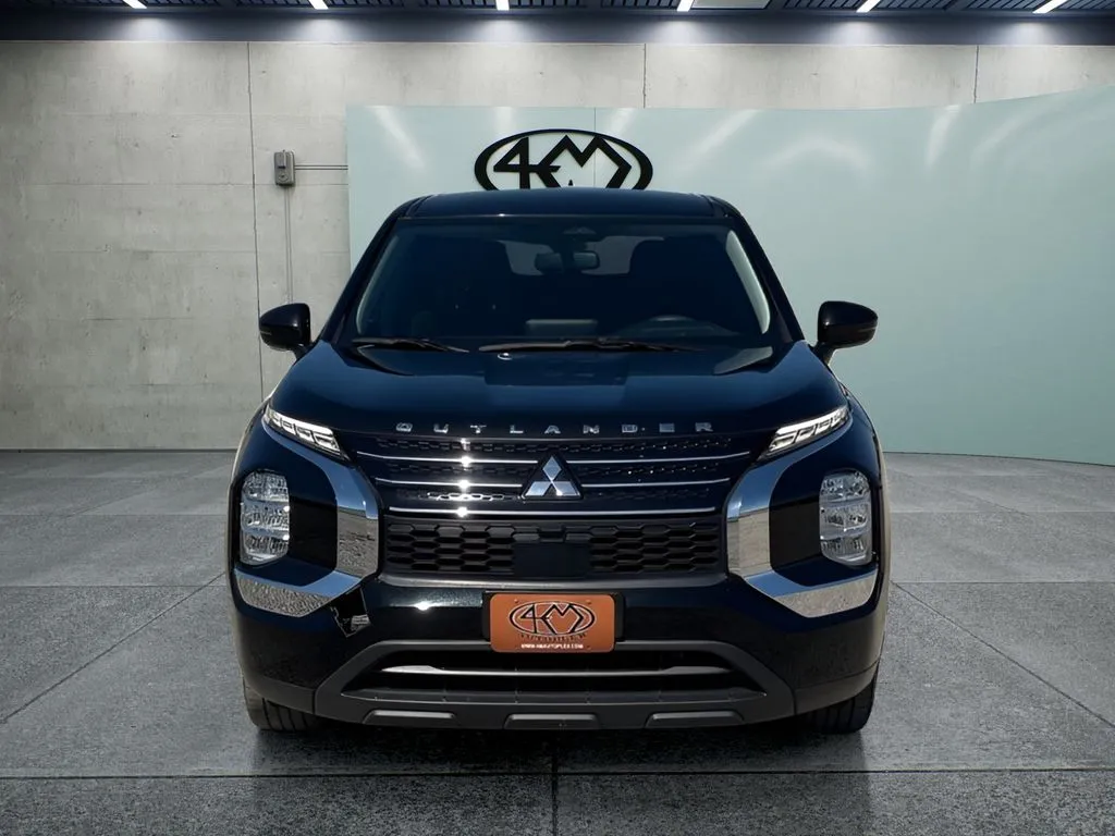 Mitsubishi Outlander photo 8