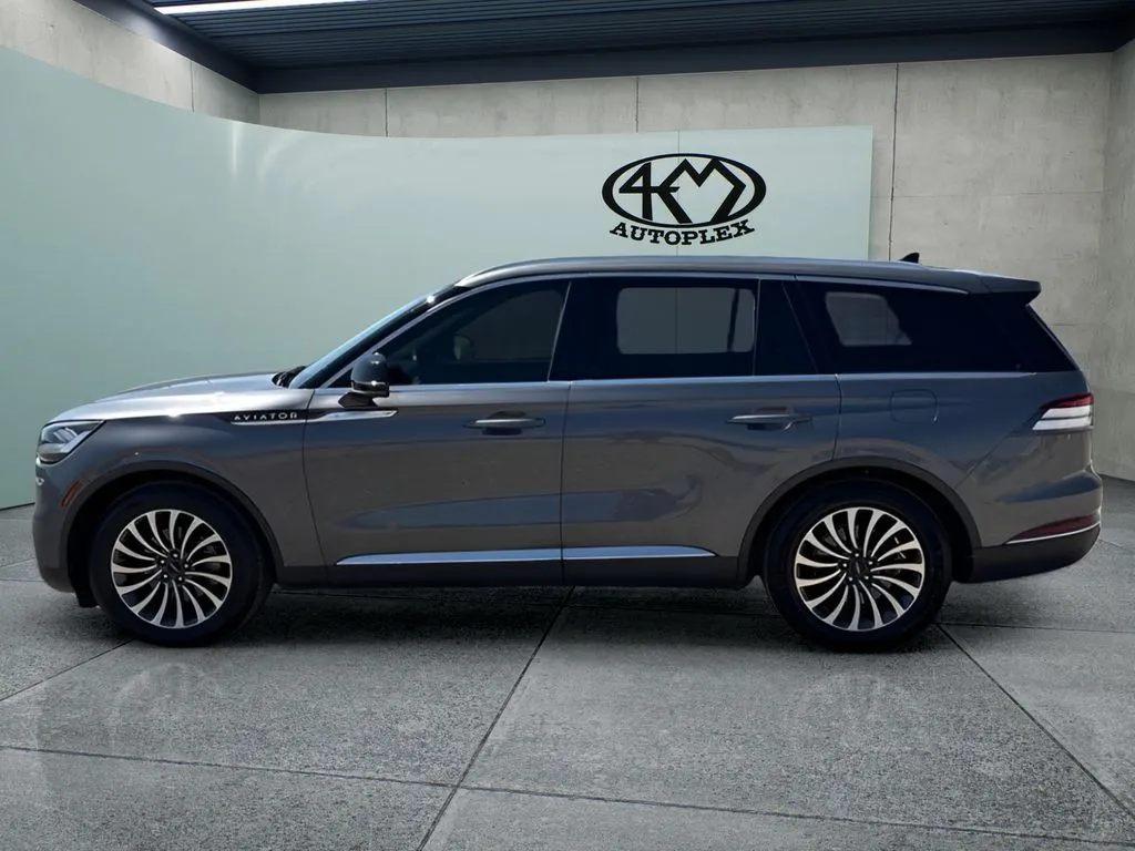 Lincoln Aviator photo 6