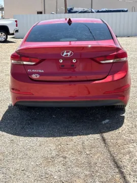 More photos of 2018 Hyundai Elantra SEL at 4M Autoplex - Industrial Blvd, TX