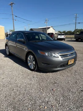 Gray 2011 Ford Taurus Limited for sale in Abilene, TX