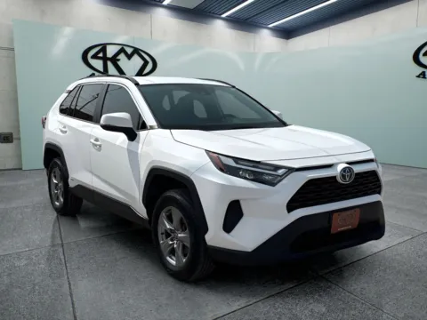 White 2022 Toyota RAV4 Hybrid XLE for sale in Abilene, TX