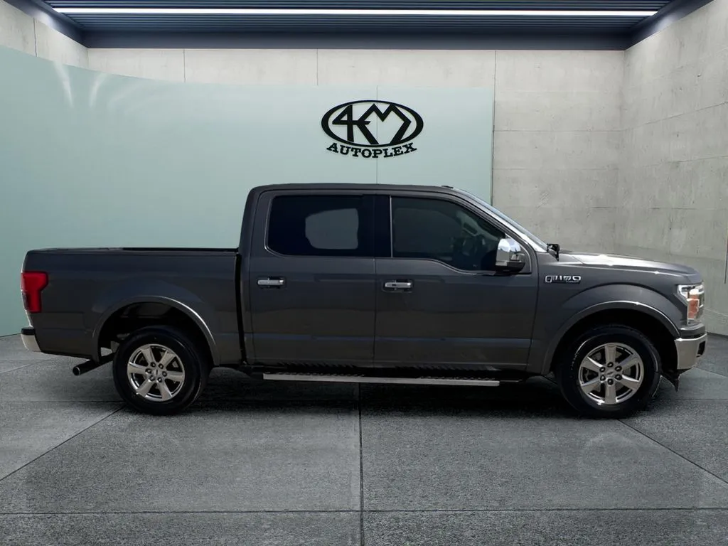 Ford F-150 photo 2