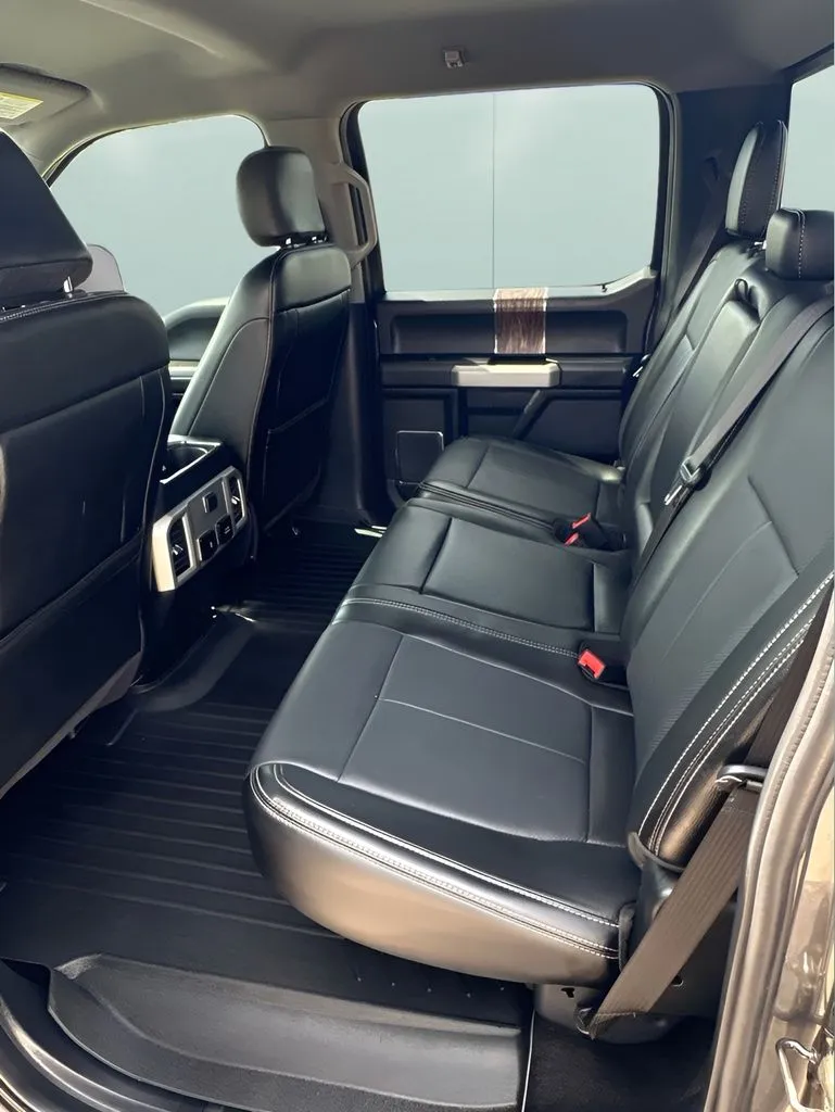 Ford F-150 photo 16