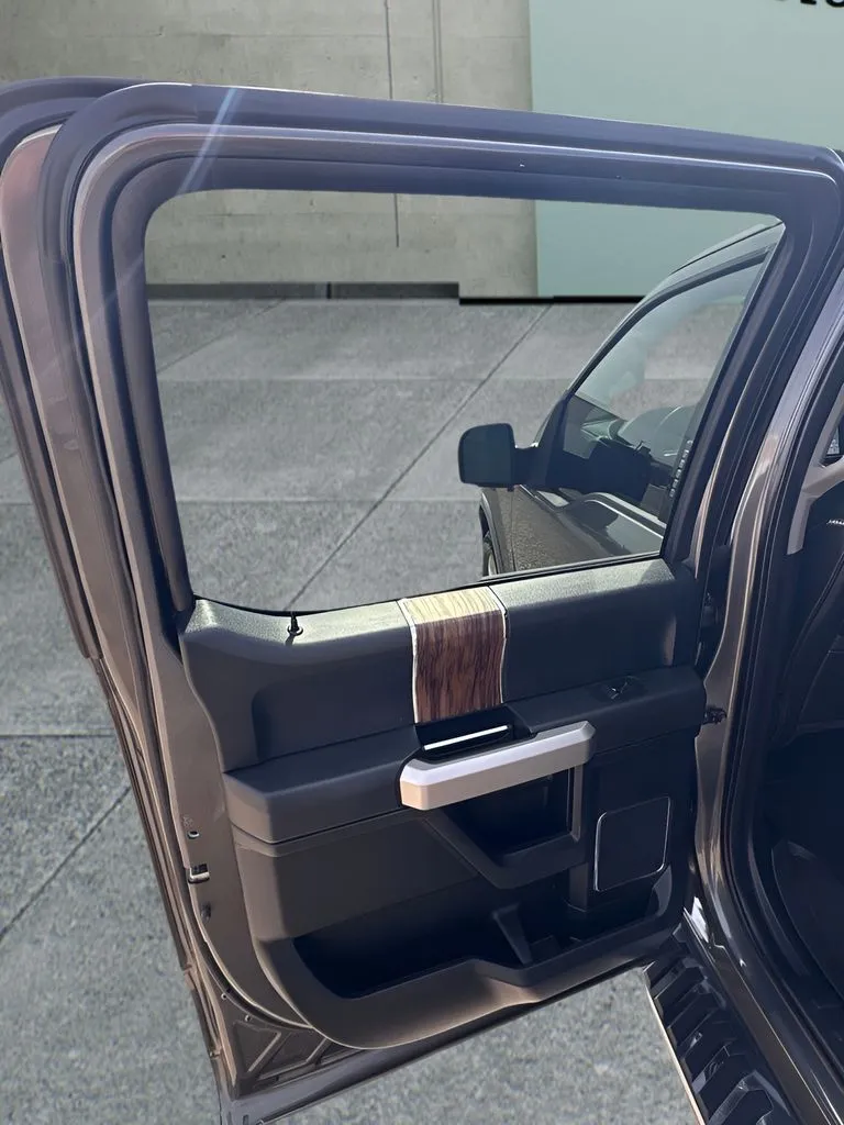 Ford F-150 photo 15
