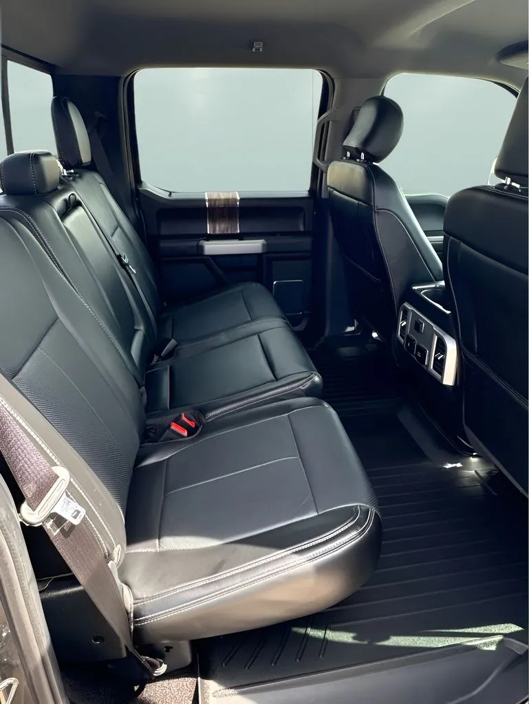 Ford F-150 photo 18