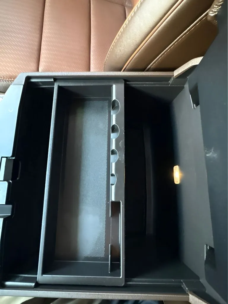 Ford F-250SD photo 29