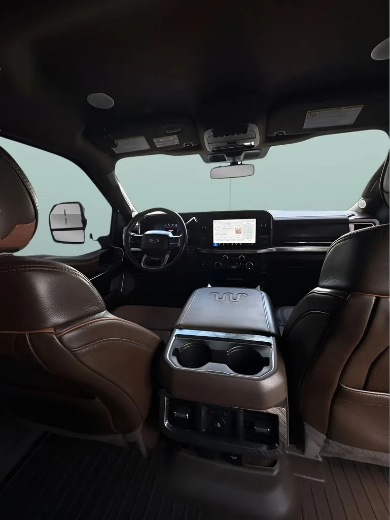 Ford F-250SD photo 23