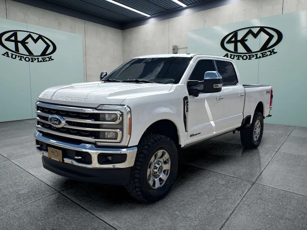 Ford F-250SD photo 8