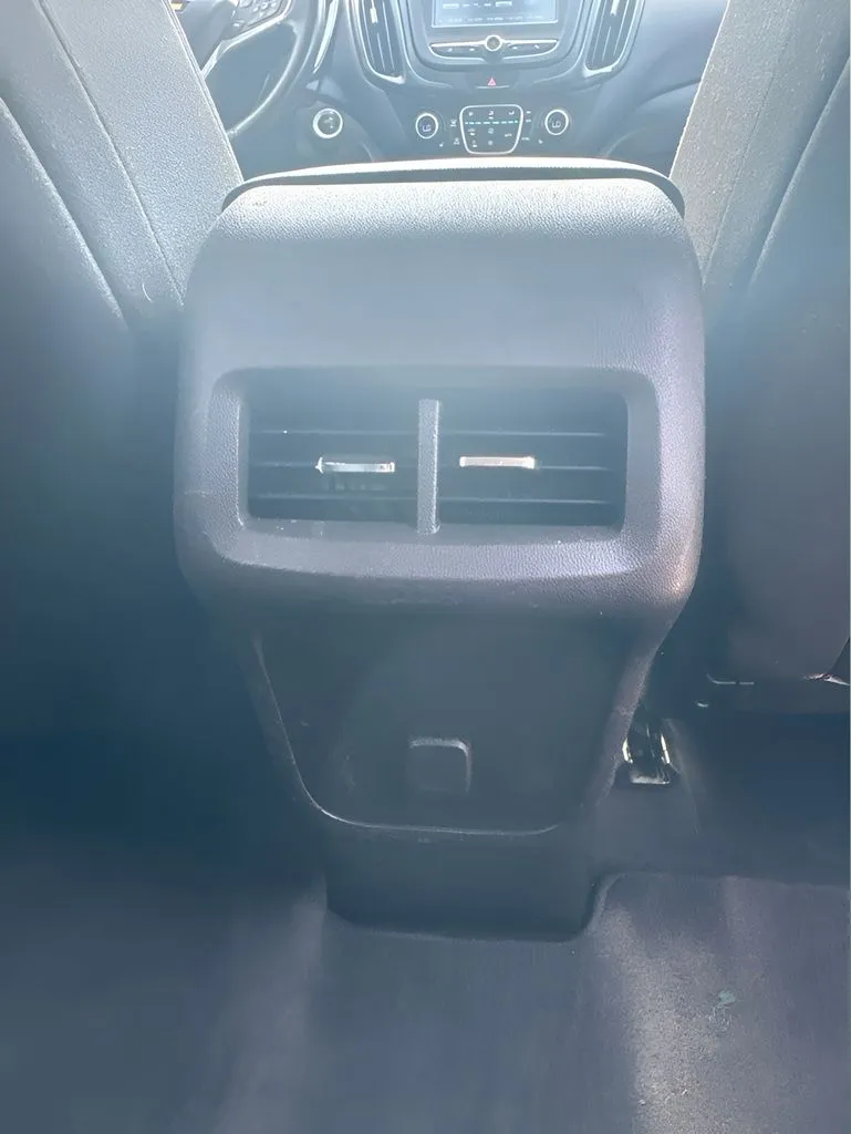 Chevrolet Equinox photo 22