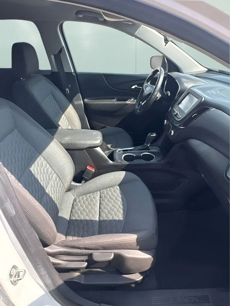 Chevrolet Equinox photo 21