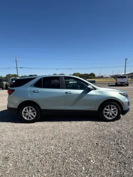 Photos of 2022 Chevrolet Equinox LT for sale in Abilene, TX at 4M Autoplex - Industrial Blvd