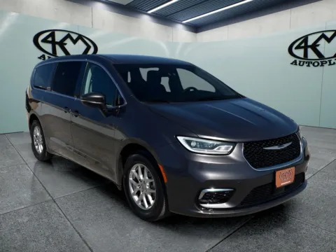 Unknown 2023 Chrysler Pacifica Touring L for sale in Abilene, TX