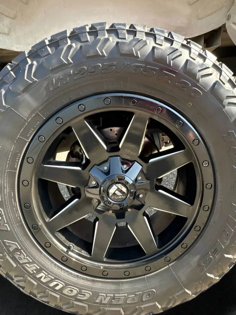 Ford F-250SD photo 31