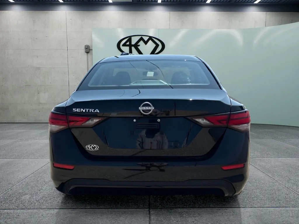 Nissan Sentra photo 4
