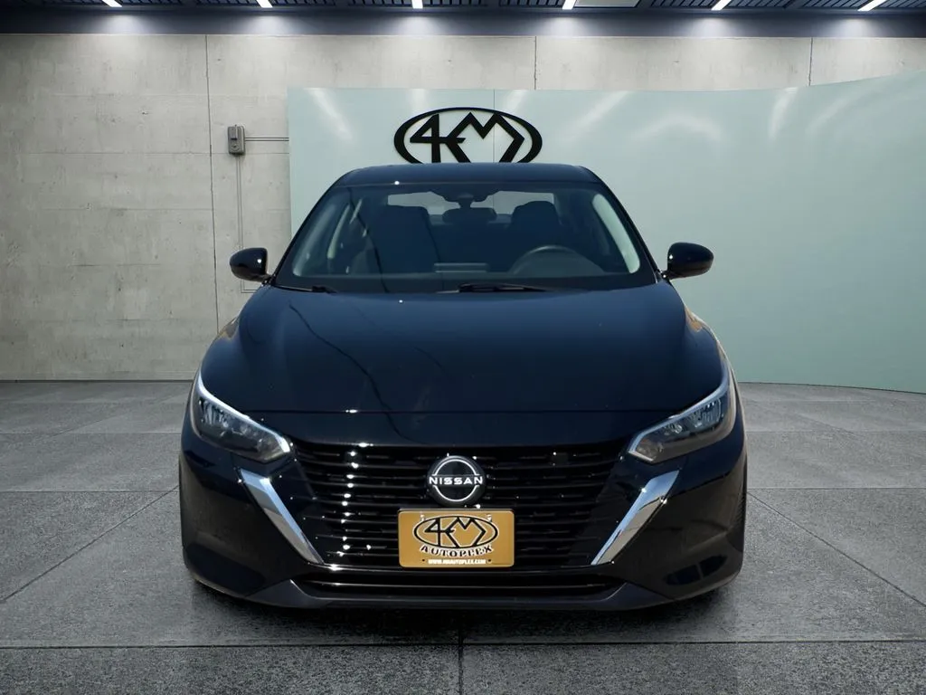 Nissan Sentra photo 8