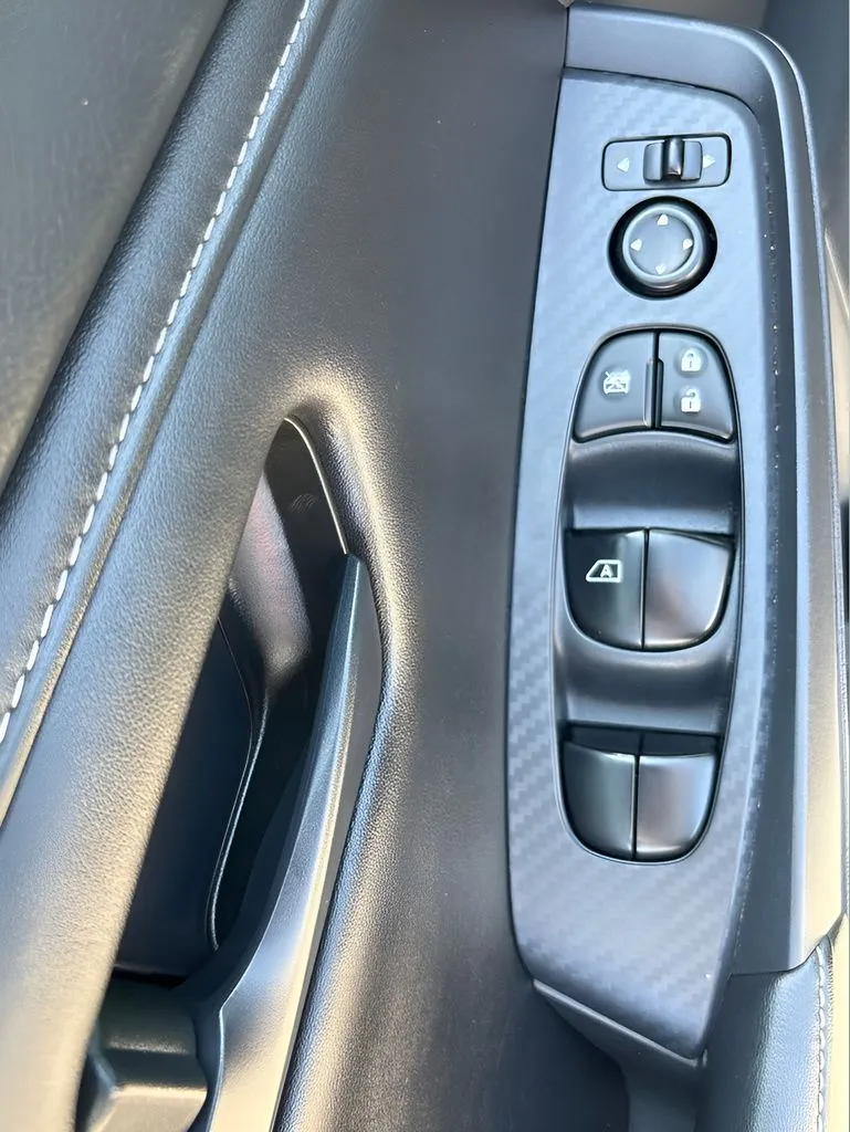 Nissan Sentra photo 14