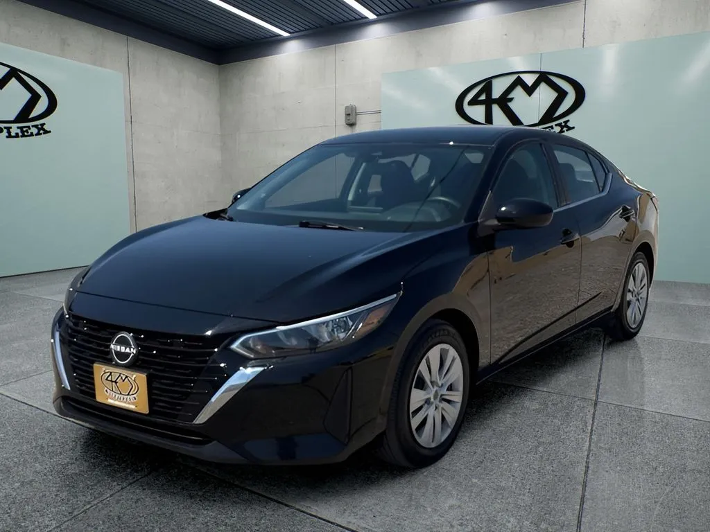 Nissan Sentra photo 7