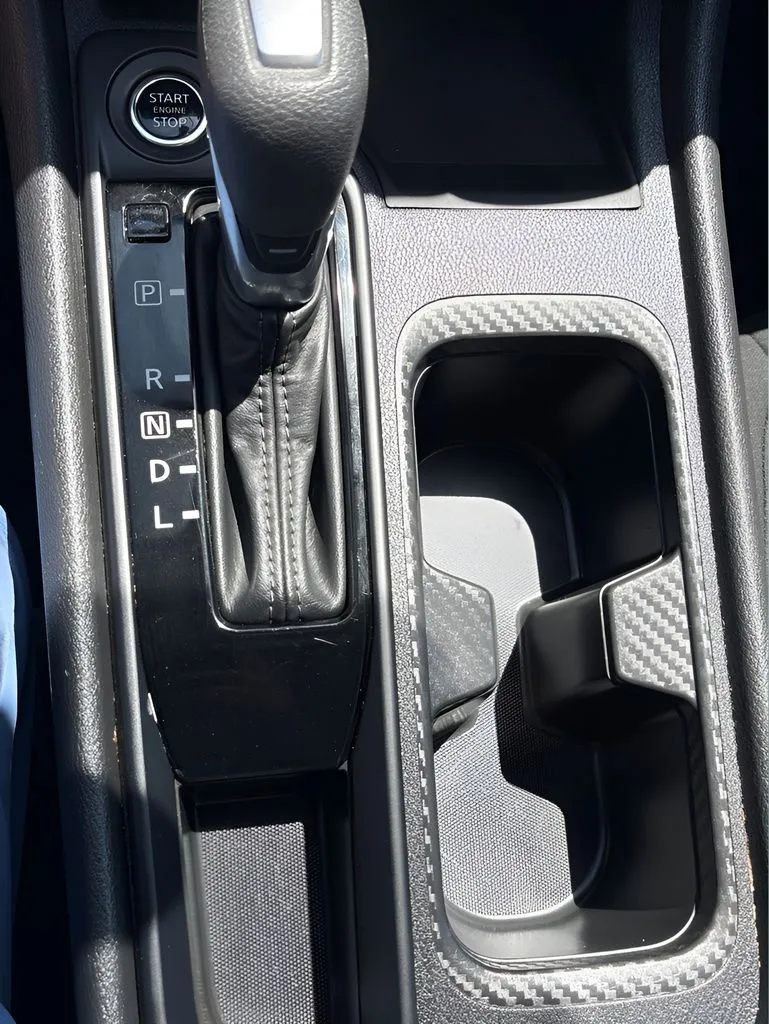 Nissan Sentra photo 28