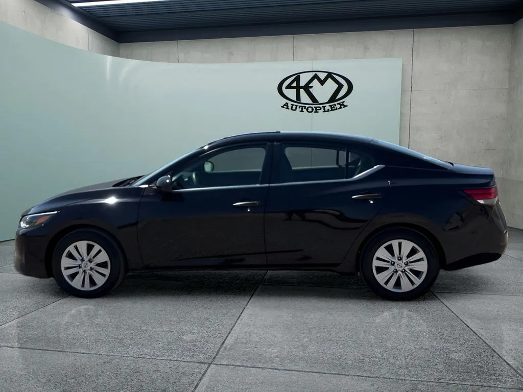 Nissan Sentra photo 6