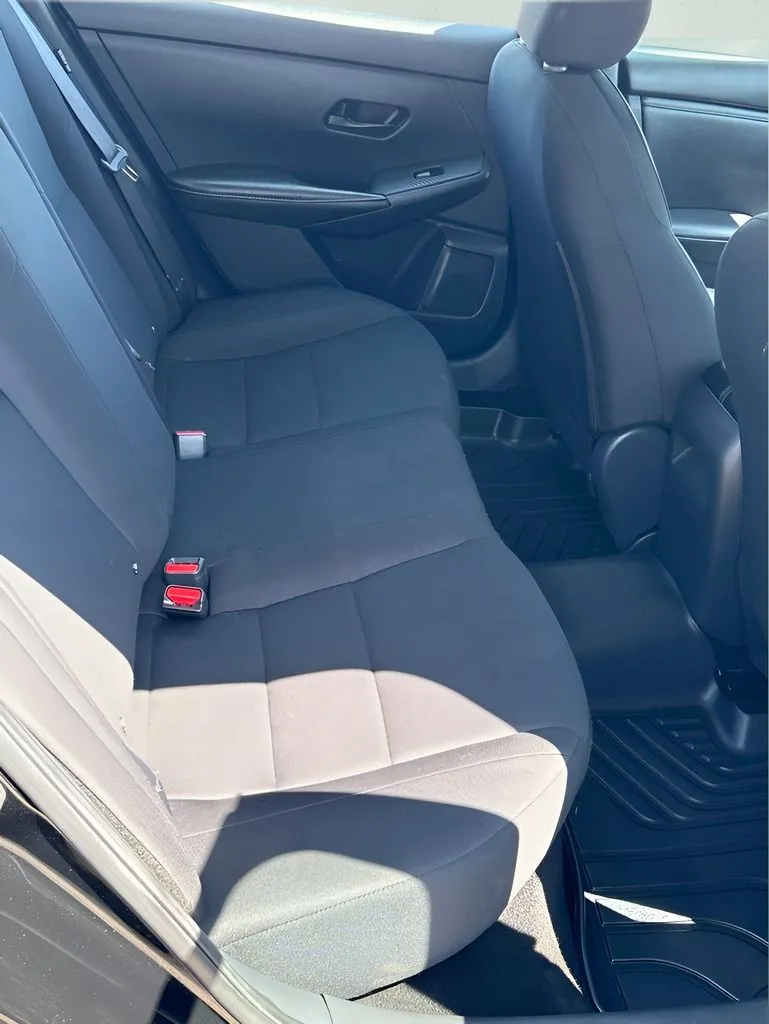 Nissan Sentra photo 19