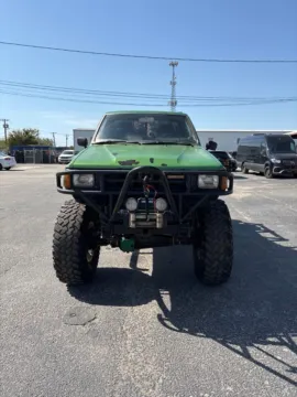 More photos of 1986 Toyota Truck at 4M Autoplex - Industrial Blvd, TX