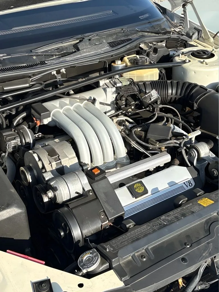 Cadillac Allante photo 12