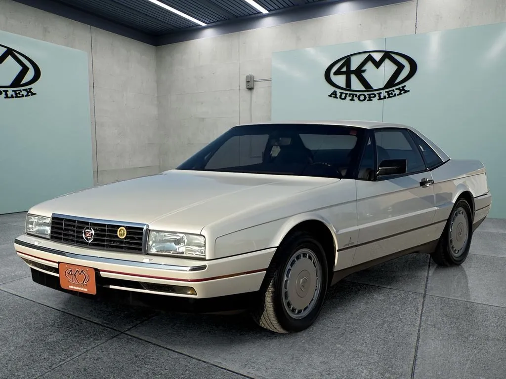 Cadillac Allante photo 7