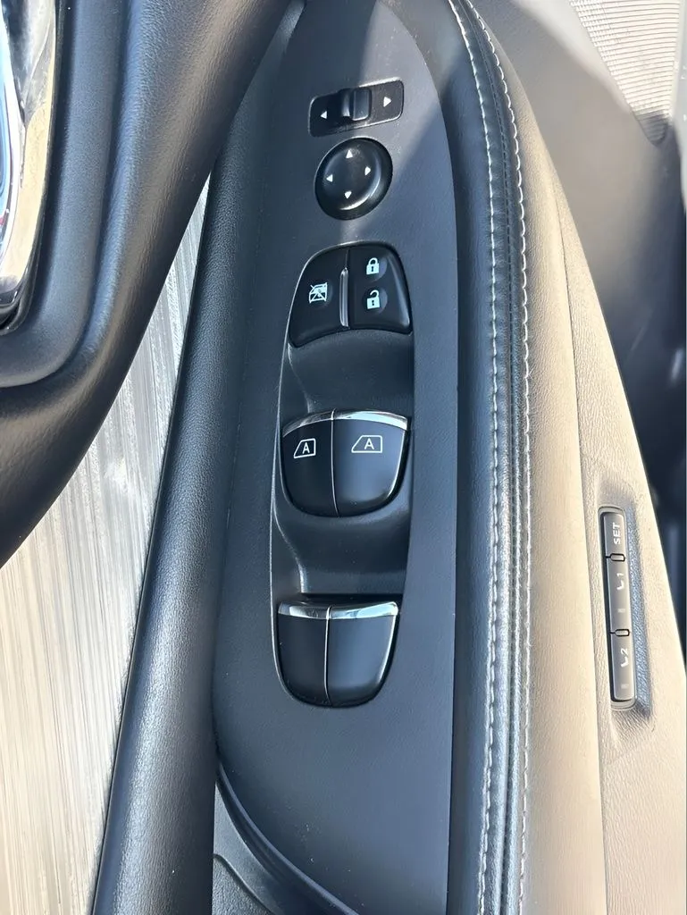 Nissan Murano photo 11