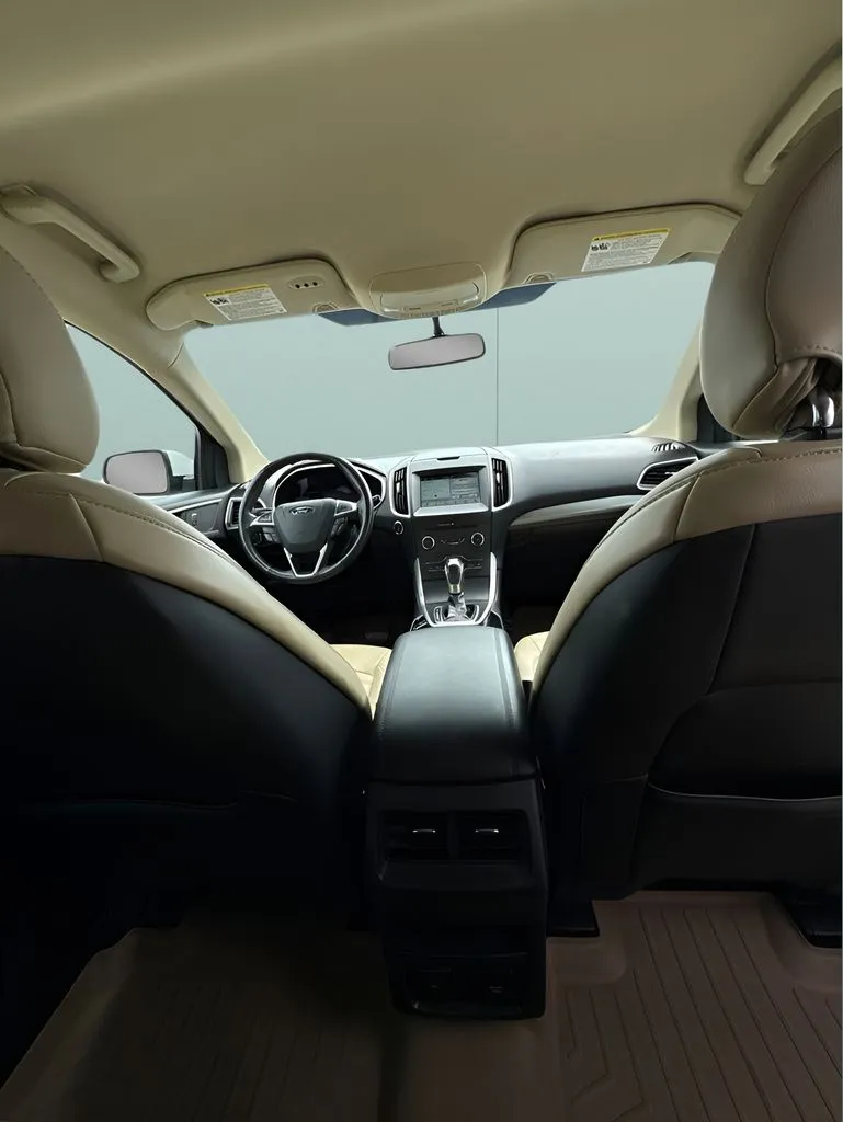 Ford Edge photo 23