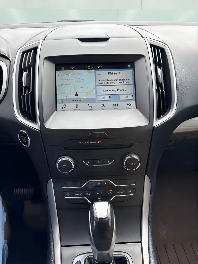 Ford Edge photo 26