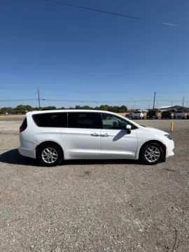Photos of 2021 Chrysler Voyager LXI for sale in Abilene, TX at 4M Autoplex - Industrial Blvd