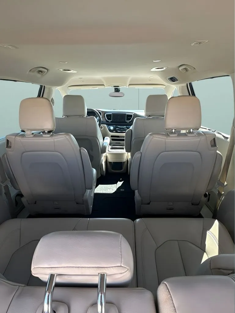 Chrysler Voyager photo 17