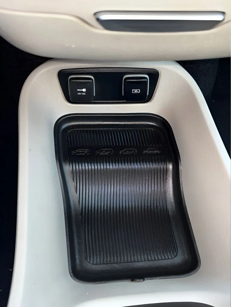 Chrysler Voyager photo 26