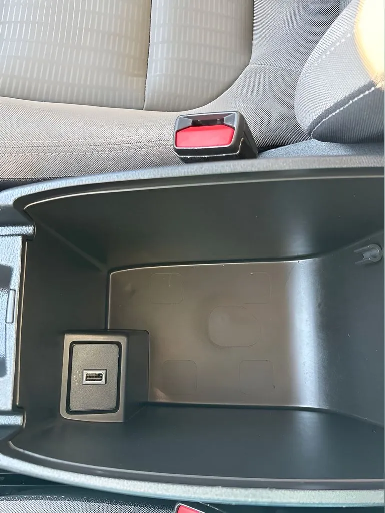 Ford Escape photo 28