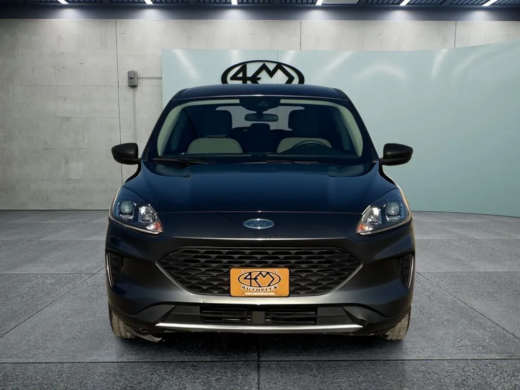 Ford Escape photo 9