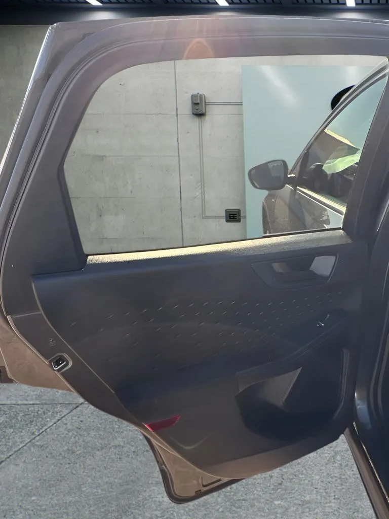 Ford Escape photo 14