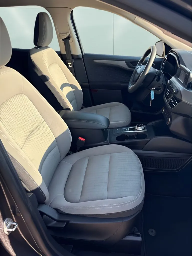 Ford Escape photo 21