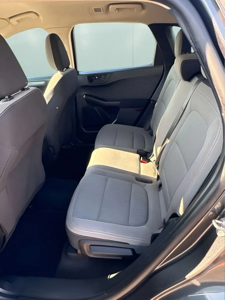Ford Escape photo 15