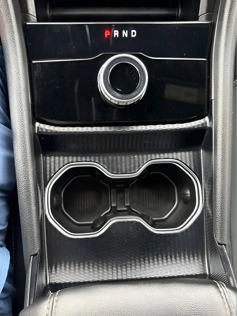 Jeep Grand Cherokee photo 26