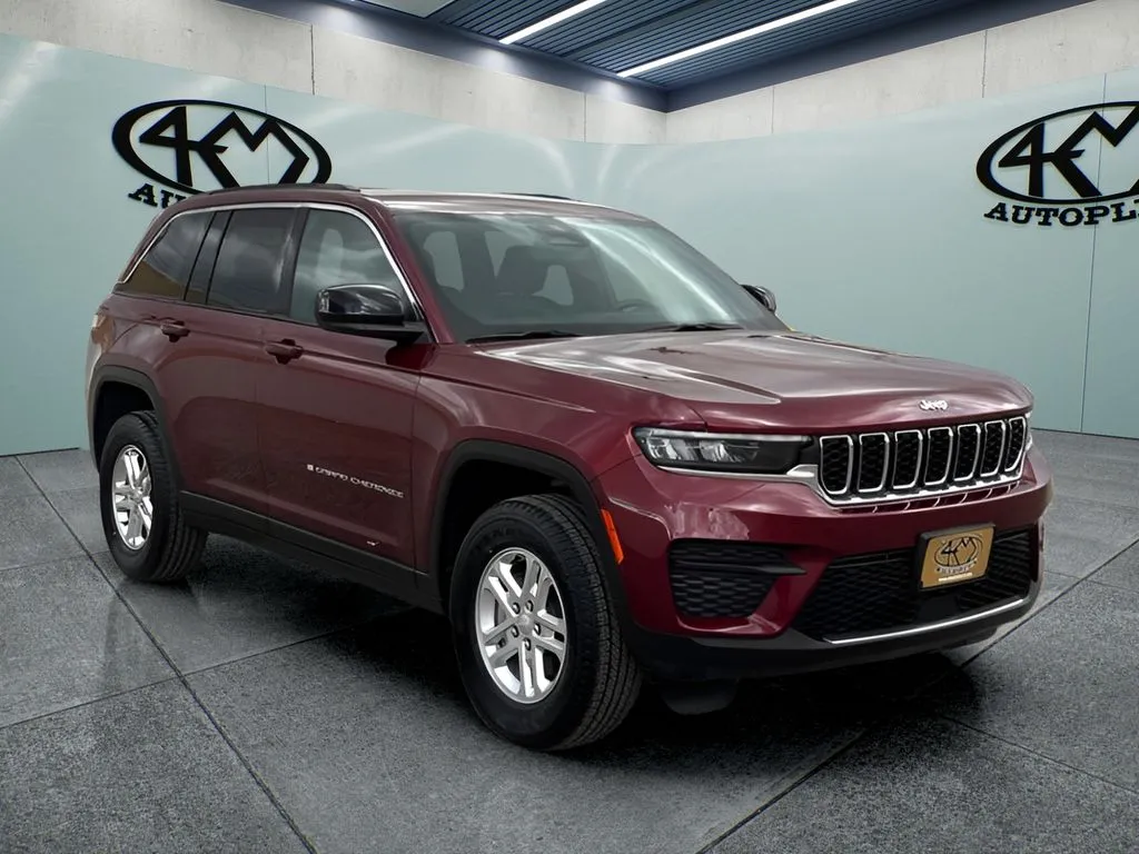 Red 2024 Jeep Grand Cherokee Laredo for sale in Abilene, TX