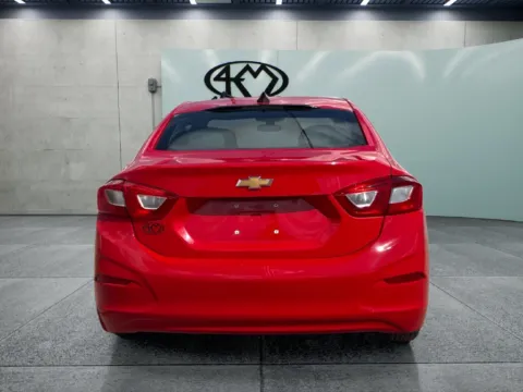 More photos of 2018 Chevrolet Cruze LS at 4M Autoplex - Industrial Blvd, TX