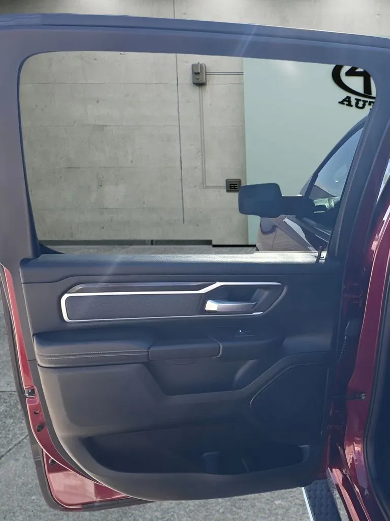 Ram 1500 photo 15