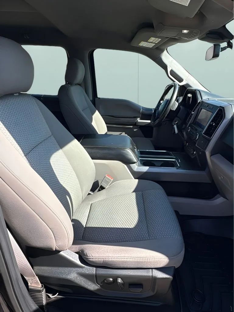 Ford F-150 photo 19