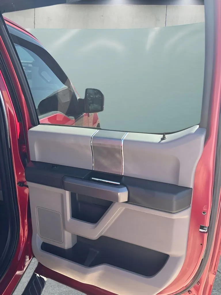 Ford F-150 photo 17